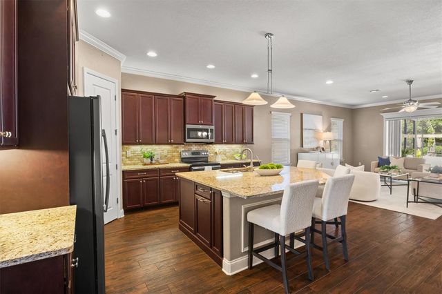 6055 STONEY CREEK PLACE, Lakeland, FL 33811