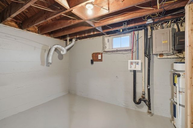 2104 W Mansfield Ct, Spokane, WA 99205