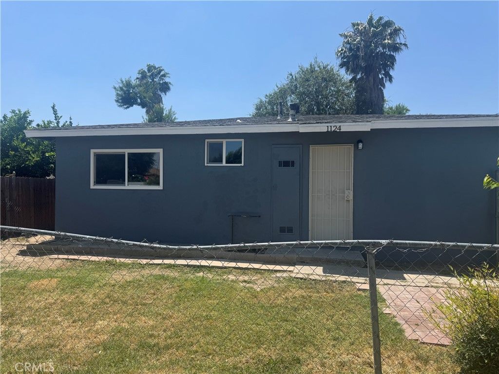 1124 Ramona Avenue, San Bernardino, CA 92411