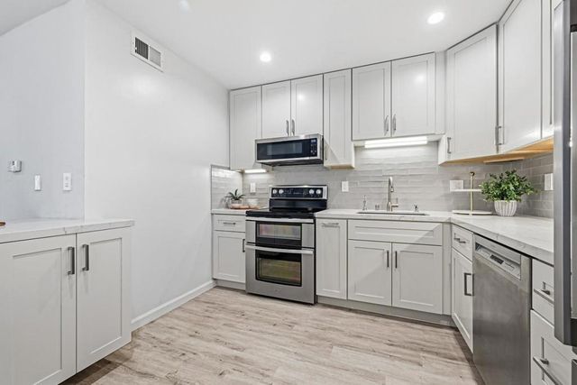 49 Showers Drive A139, Mountain View, CA 94040