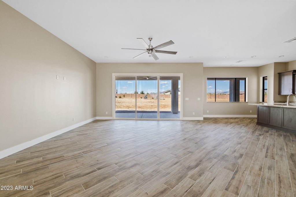2534 W FERNWOOD Drive, Phoenix, AZ 85086 — photo 5