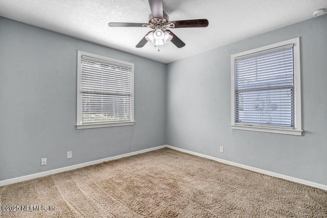 6216 E FORDHAM Circle, Jacksonville, FL 32217