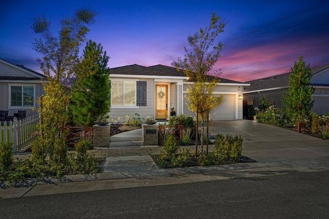 8065 Pasadena Dr, Roseville, CA 95747
