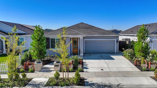 8065 Pasadena Dr, Roseville, CA 95747