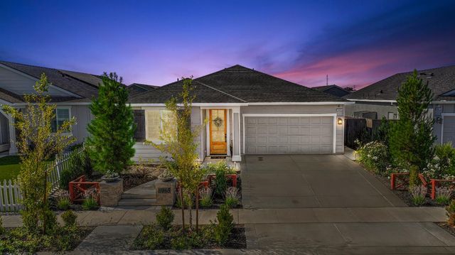 8065 Pasadena Dr, Roseville, CA 95747
