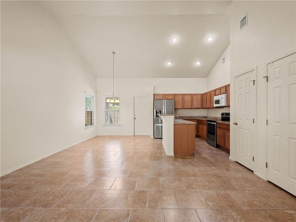 113 Captains Bay Dr, Rockport, TX 78382 — photo 5