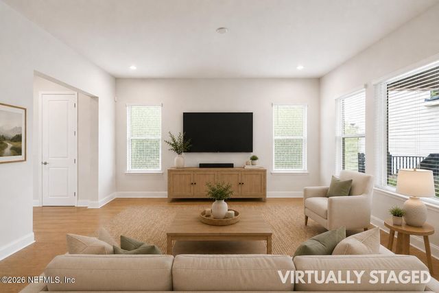 80 WALNUT GLEN Court, St. Johns, FL 32259