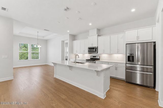 80 WALNUT GLEN Court, St. Johns, FL 32259