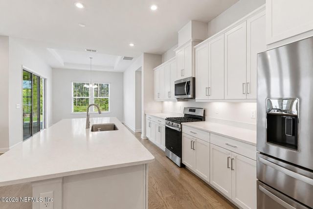 80 WALNUT GLEN Court, St. Johns, FL 32259