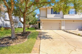 410 Folk Crest Lane, Dickinson, TX 77539