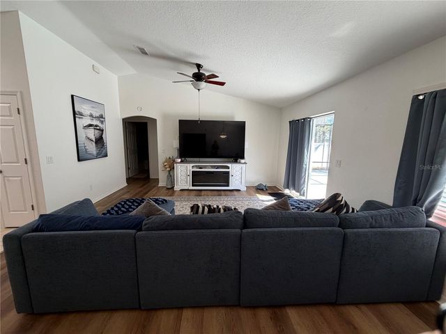 16105 SE 89 COURT, Summerfield, FL 34491