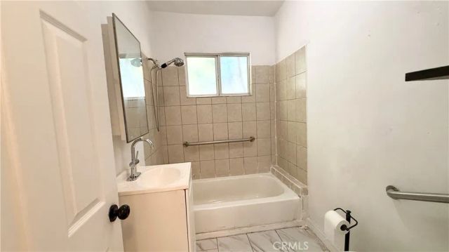 1209 Spence, Los Angeles, CA 90023