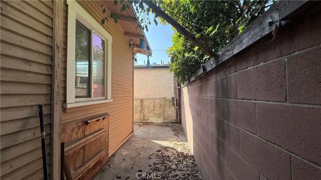 1209 Spence, Los Angeles, CA 90023