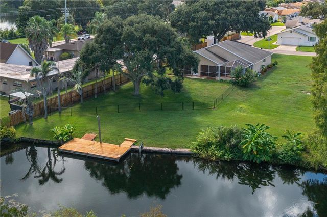 1475 GRAND CAYMAN CIRCLE, Winter Haven, FL 33884