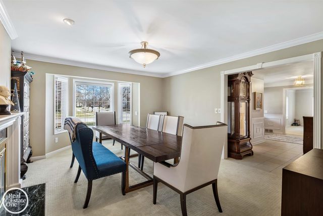 535 Ballantyne Road, Grosse Pointe Shores, MI 48236