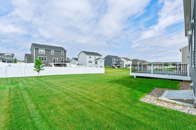 18355 Greenstone Way, Lakeville, MN 55044
