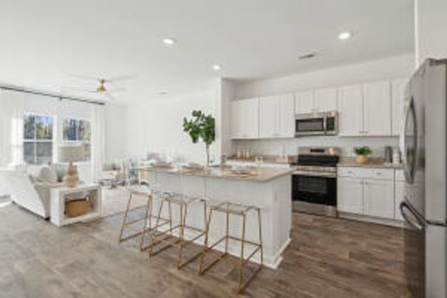 5524 Ruby Falls Drive, North Charleston, SC 29420