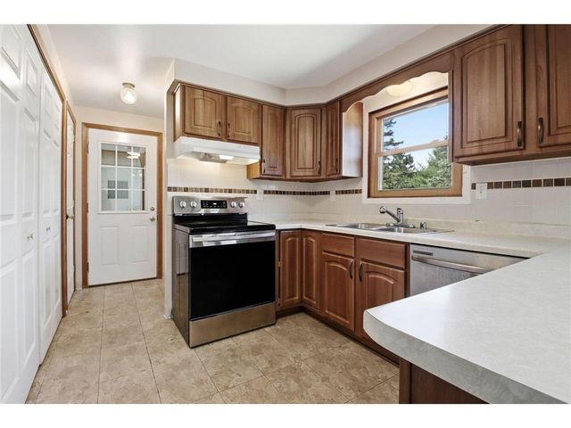 W13942 County Road B, Fairchild, WI 54741