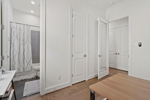 2174 Briarglen Drive, Houston, TX 77027