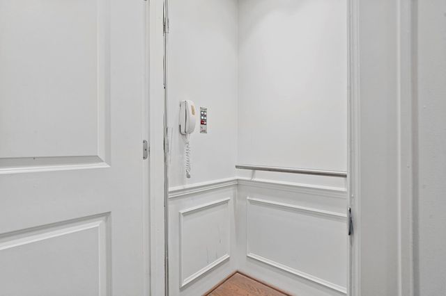 2174 Briarglen Drive, Houston, TX 77027