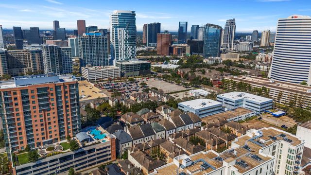 2174 Briarglen Drive, Houston, TX 77027