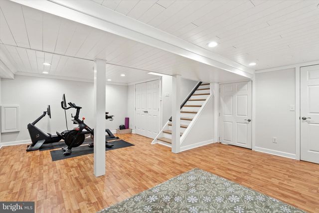 9 HOLLY LN, Lawrenceville, NJ 08648