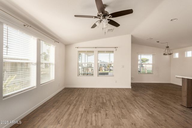 10810 N 91st Avenue 123, Peoria, AZ 85345