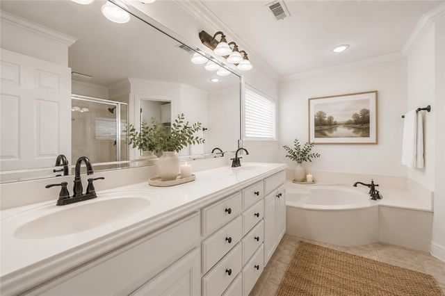 6675 W Valley View Road, Rogers, AR 72758