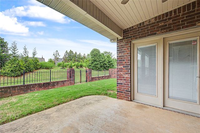 6675 W Valley View Road, Rogers, AR 72758