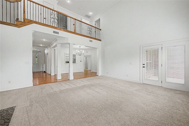 6675 W Valley View Road, Rogers, AR 72758