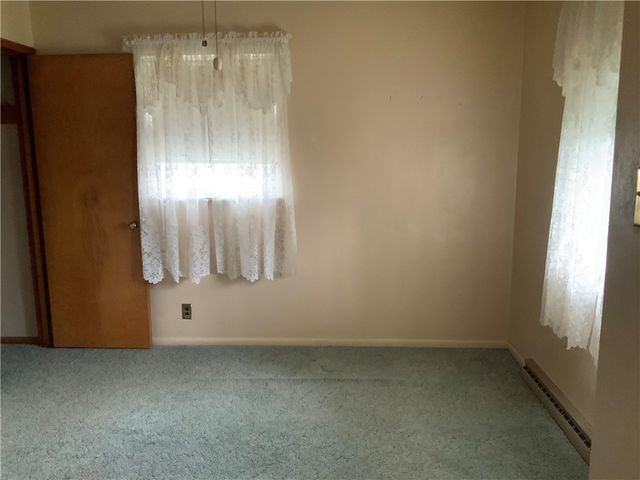1178 Amity Ridge Rd, Amwell, PA 15311