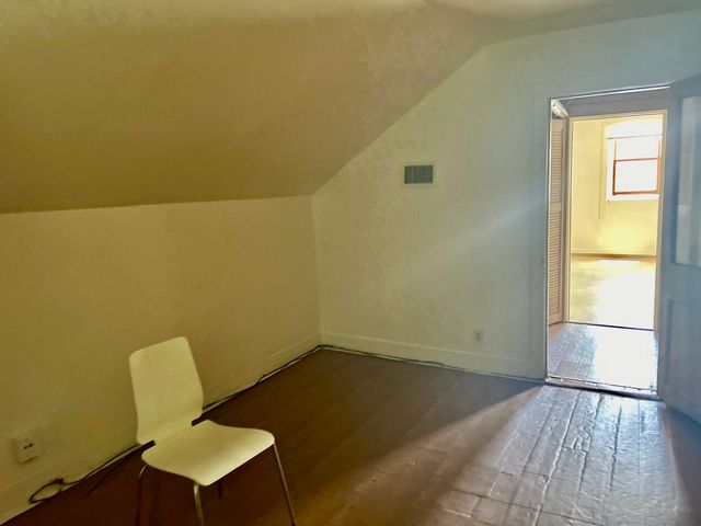 2848 E 79th Street, Chicago, IL 60649