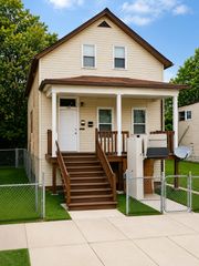 2848 E 79th Street, Chicago, IL 60649