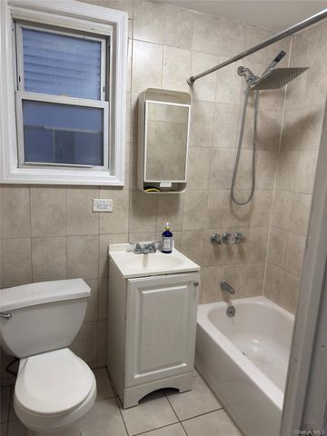 10416 124th Street, Richmond Hill S., NY 11419