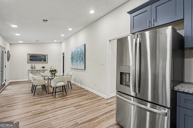 577 Simone Way, Stone Mountain, GA 30087