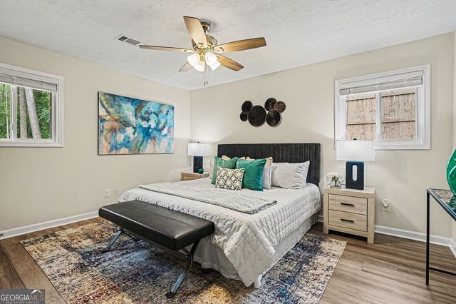 577 Simone Way, Stone Mountain, GA 30087