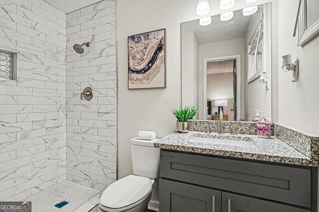 577 Simone Way, Stone Mountain, GA 30087