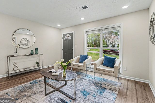 577 Simone Way, Stone Mountain, GA 30087