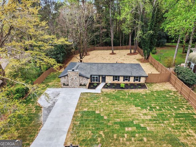 577 Simone Way, Stone Mountain, GA 30087