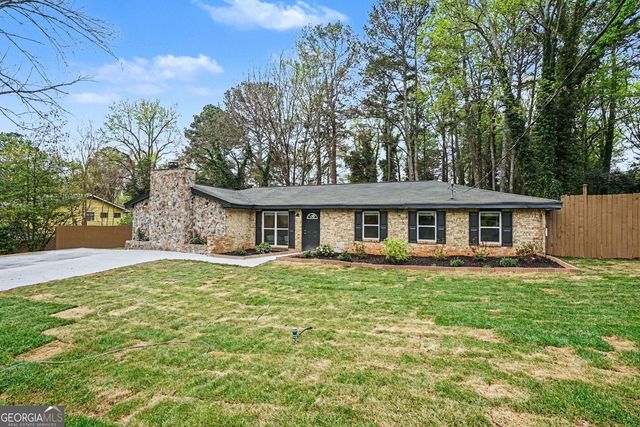 577 Simone Way, Stone Mountain, GA 30087