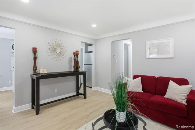 18657 Audette Street, Dearborn, MI 48124