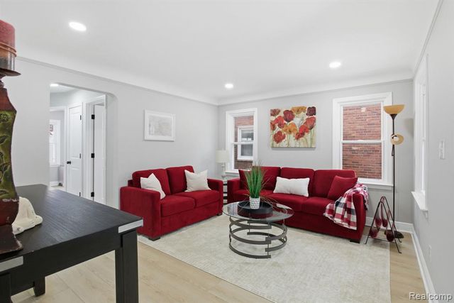 18657 Audette Street, Dearborn, MI 48124