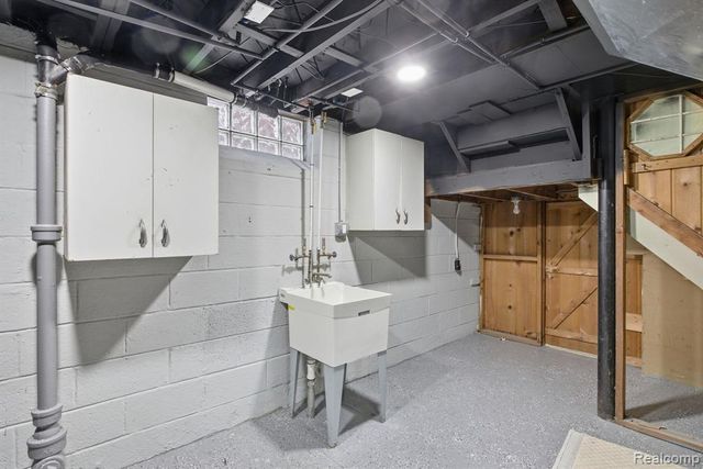 18657 Audette Street, Dearborn, MI 48124