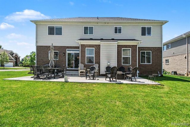 5531 Morgan Lake Drive, Clarkston, MI 48348