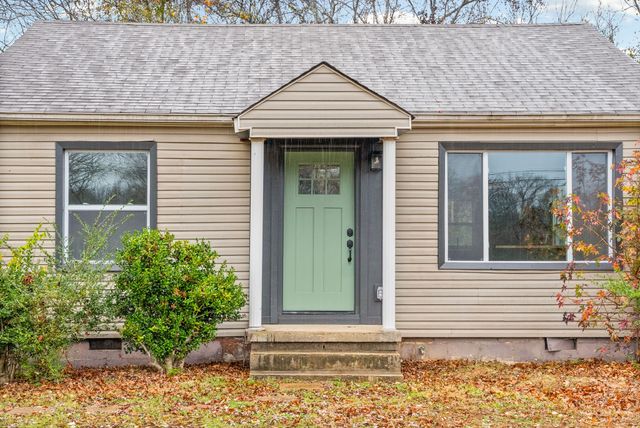 715 McGraw St, Clarksville, TN 37040