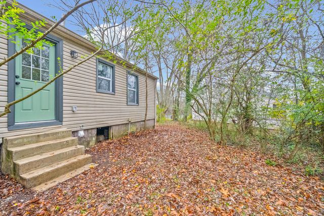 715 McGraw St, Clarksville, TN 37040