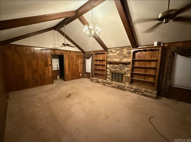 10 Twin Pine Place, Little Rock, AR 72210