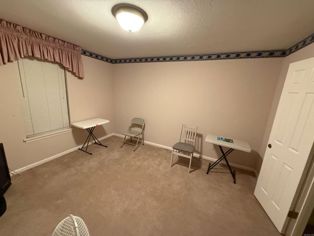 10 Twin Pine Place, Little Rock, AR 72210