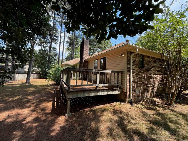 10 Twin Pine Place, Little Rock, AR 72210