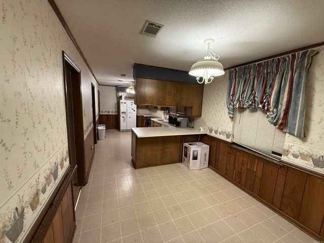 10 Twin Pine Place, Little Rock, AR 72210